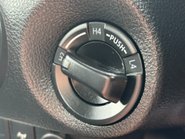 Toyota Hilux Active 4WD D-4D ECB Pickup 26