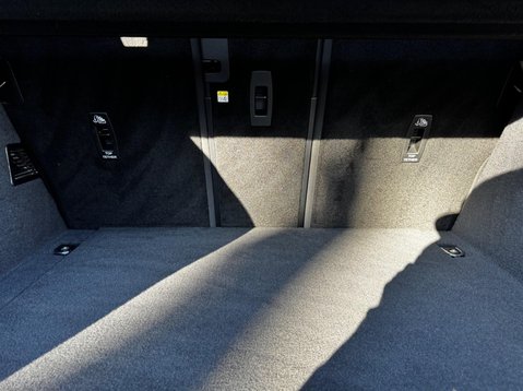 Jaguar F-Pace R-DYNAMIC HSE BLACK 62