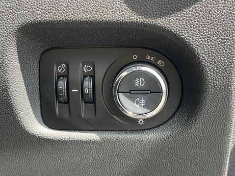 Vauxhall Corsa 1.2 Energy 3dr [AC] 20