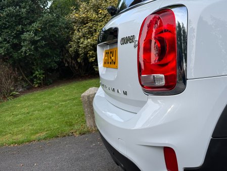 Mini Countryman COOPER D 17