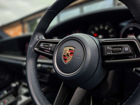 Porsche 911 3.0 911 Carrera 4 Semi-Auto 4WD 2dr 35