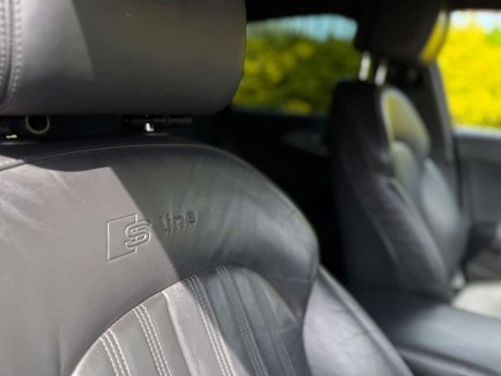 Audi A6 2.0 A6 S Line TDI Ultra 5dr 25