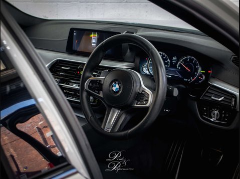 BMW 5 Series 3.0 530d M Sport Auto 4dr 26