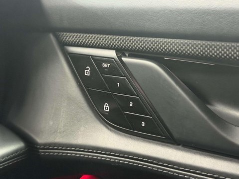 Porsche Taycan Performance Plus 93.4kWh Turbo S Saloon 4dr Electric Auto 4WD (761 ps) 60