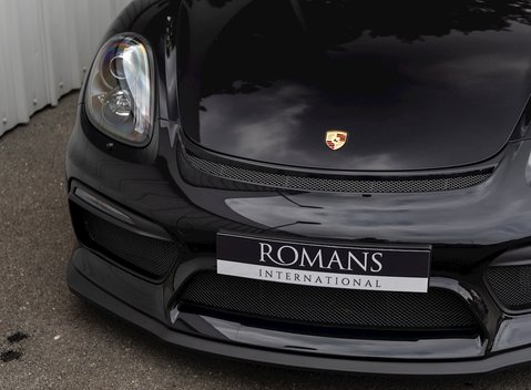 Porsche Cayman GT4 (718) 22