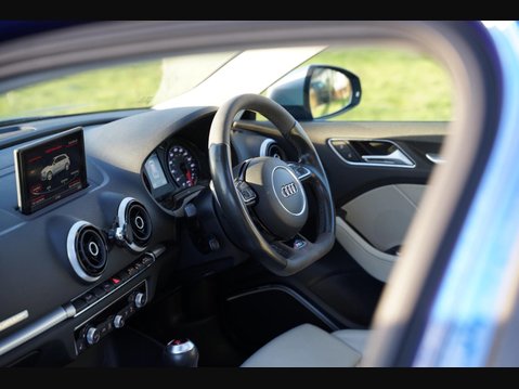 Audi RS3 2.5 TFSI Sportback S Tronic quattro Euro 6 (s/s) 5dr 19