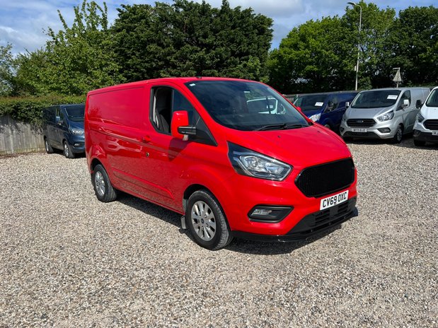 Ford Transit Custom SWB L1H1 (SOLD) Limited 300 Air Con Alloys Sensors EURO 6 4