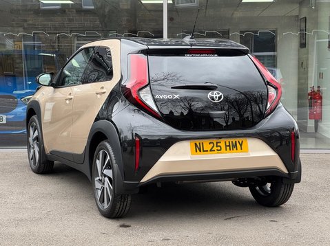 Toyota Aygo X VVT-I EDGE 7