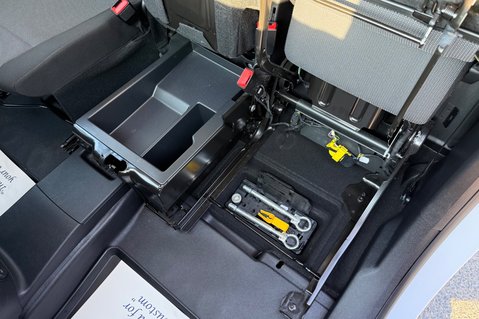 Toyota Proace City L1 DESIGN - NO VAT - AUTO - 1.5 DIESEL - REVERSE CAM - CARPLAY 36