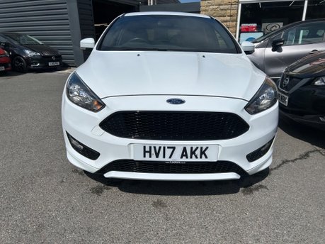 Ford Focus ST-LINE 4