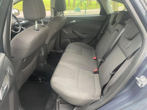 Ford Focus 1.6 Titanium Navigator Powershift Euro 5 5dr 20