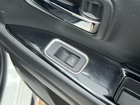 Mitsubishi Outlander PHEV DYNAMIC 38