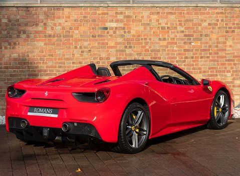 Ferrari 488 Spider 7