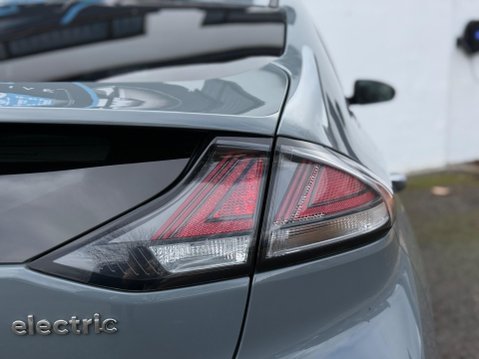 Hyundai IONIQ 38.3kWh Premium SE Auto 5dr 34