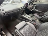 Audi TT 2.5 TFSI Coupe 3dr Petrol S Tronic quattro Euro 6 (s/s) (400 ps) 43