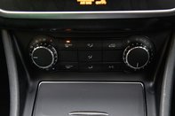 Mercedes-Benz GLA Class GLA 180 URBAN EDITION 31