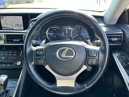 Lexus Is 2.5 IS 300h Advance CVT 4dr 20