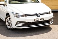 Volkswagen Golf LIFE TSI 10