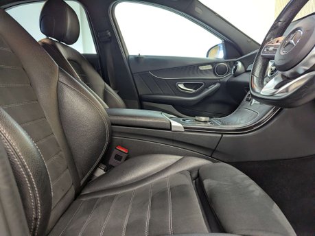 Mercedes-Benz C Class 2.0 C 220 AMG Line D Auto 4dr 29