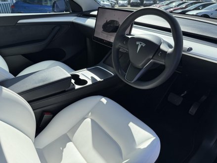 Tesla Model Y SUV 5dr Electric Auto RWD (346 ps)