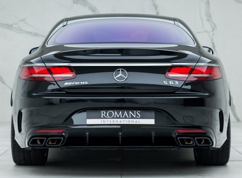 Mercedes-Benz AMG S63 Coupe Premium 8