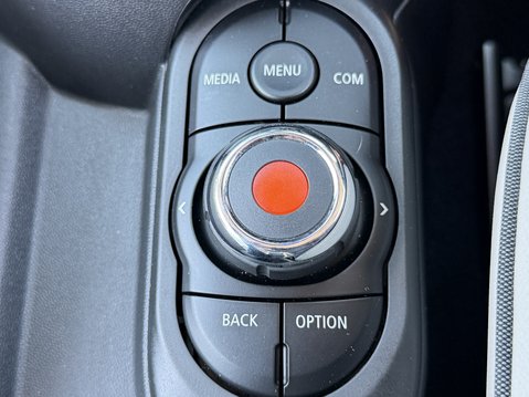 Mini Hatchback 2.0 [178] Cooper S Exclusive II 5dr [Comfort Pack] 27