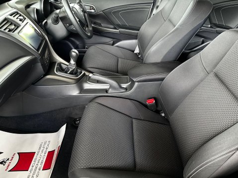 Honda Civic 1.8 i-VTEC SE Plus (Navi) Euro 6 (s/s) 5dr 29