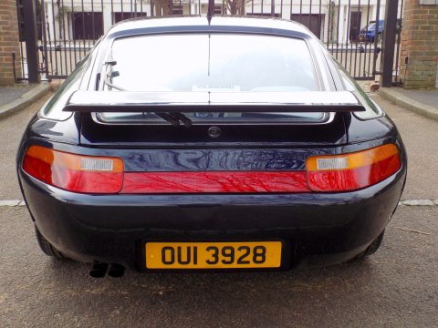 Porsche 928 GT 42