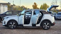 Peugeot 3008 1.2 HYBRID GT SUV 5dr Petrol Hybrid e-DSC6 Euro 6 (s/s) (136 ps) 13