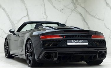 Audi R8 Spyder V10 Performance Carbon Black 4