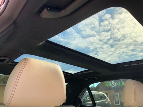 Mercedes-Benz E Class E350d 3.0 BLUETEC AMG SPORT Automatic very high spec 64000m FSH Pan Roof 17