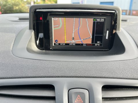 Renault Megane 1.5 dci 110PS Dynamique TomTom 5dr [Start Stop] 14