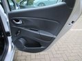 Renault Clio 0.9 TCe Play Euro 6 (s/s) 5dr 44
