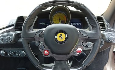 Ferrari 458 Spider 13