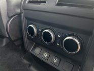 Land Rover Defender V8 60