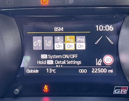 Toyota Yaris 1.5 Yaris GR Sport HEV CVT 5dr 31