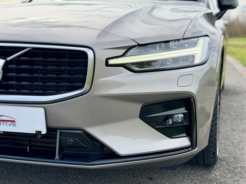 Volvo V60 2.0 D4 R-Design Auto Euro 6 (s/s) 5dr 19