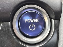 Lexus Ux 2.0 UX 250h 4x2 CVT 5dr 67