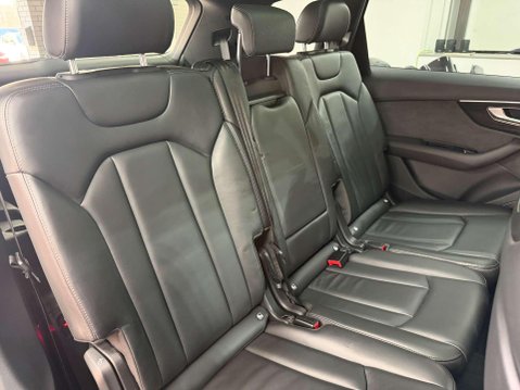 Audi Q7 3.0 TDI V6 45 Black Edition SUV 5dr Diesel Tiptronic quattro Euro 6 (s/s) ( 43