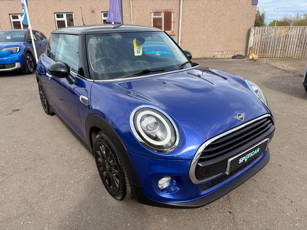 Mini Hatch COOPER