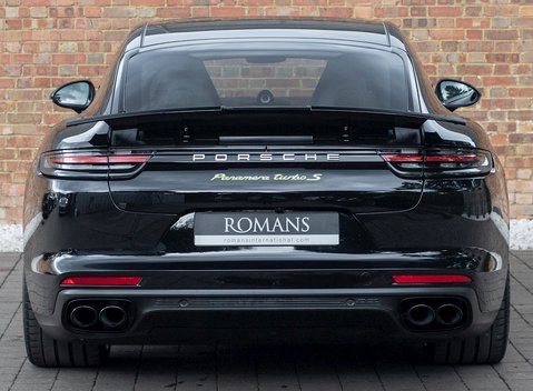 Porsche Panamera Turbo S E-Hybrid 5