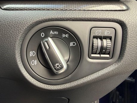 SEAT Alhambra 2.0 TDI XCELLENCE DSG Euro 6 (s/s) 5dr 28