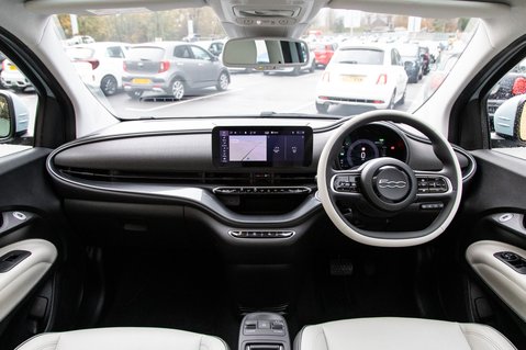 Fiat 500e LA PRIMA 3