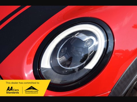 Mini Convertible 2.0 John Cooper Works 2dr 9