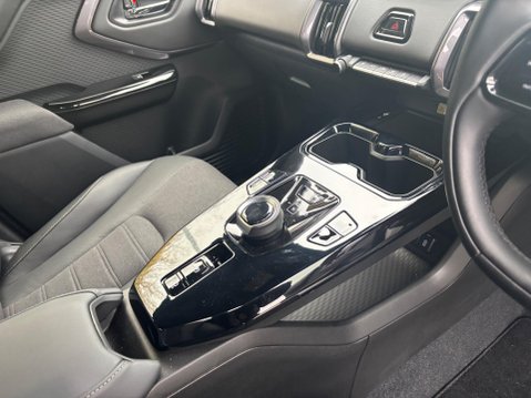 Suzuki e Vitara 61kWh Ultra Auto 5dr 37