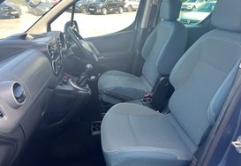 Citroen Berlingo Multispace 1.6 BlueHDi Feel Multispace MPV Wheel Chair Ramp 24