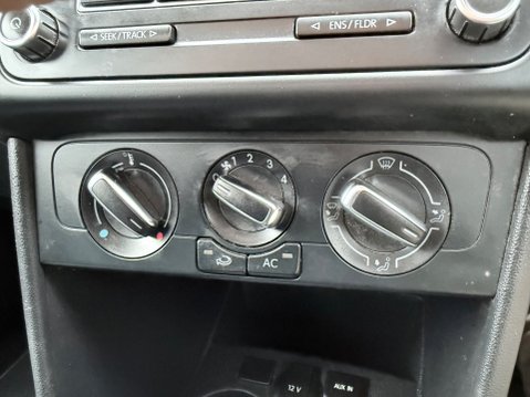 Volkswagen Polo 1.2 MATCH EDITION 13