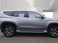 Mitsubishi Shogun Sport DI-D 4 3