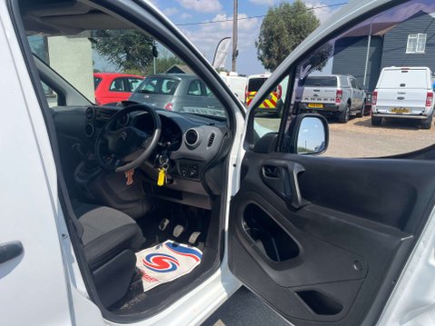 Citroen Berlingo 1.6 Berlingo 725 X Blue HDi 5 SEATER CREW VAN LWB 7