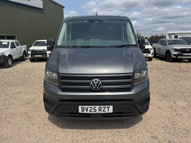 Volkswagen Crafter MWB L2H2 Low Roof Commerce Plus Air Con Sensors EURO 6 3